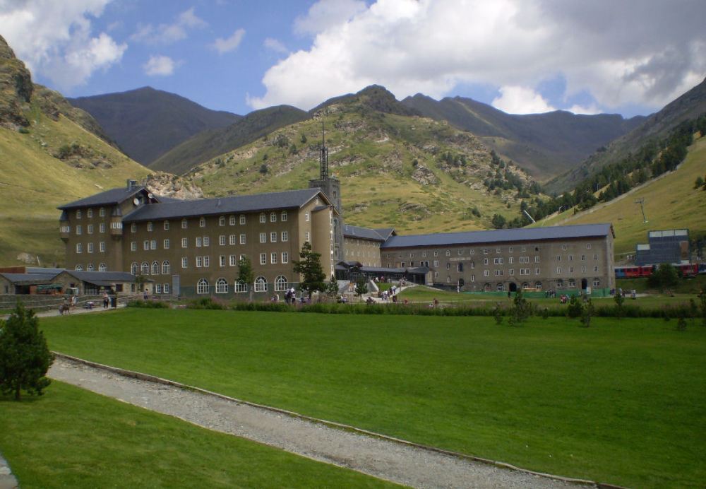 Queralbs, Coma de Vaca and Vall de Nuria | Photo by fotoshikes.com 